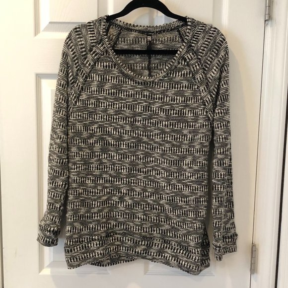 Kut from the Kloth Pullover Black/White Sweater Size XL - Picture 4 of 13